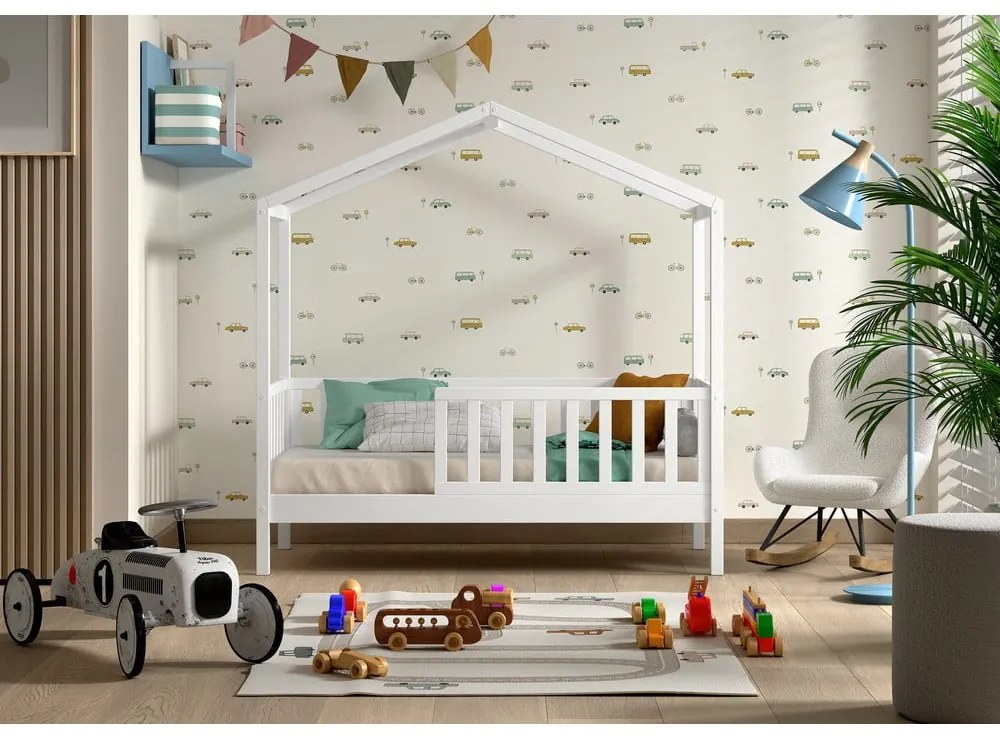 Białe łóżko dziecięce z litego drewna sosnowego w kształcie domku ze stelażem 70x140 cm DALLAS – Vipack