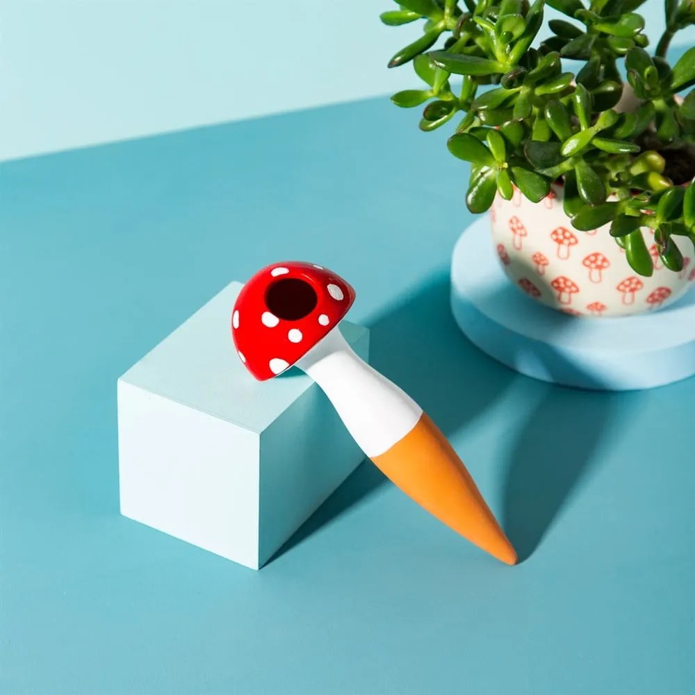Terakotowy irygator do podlewania kwiatów Mushroom – Sass &amp; Belle