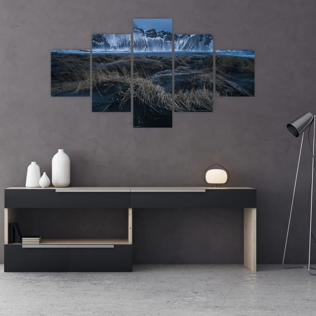 Obraz z widokiem na islandzkie szczyty (125x70 cm)