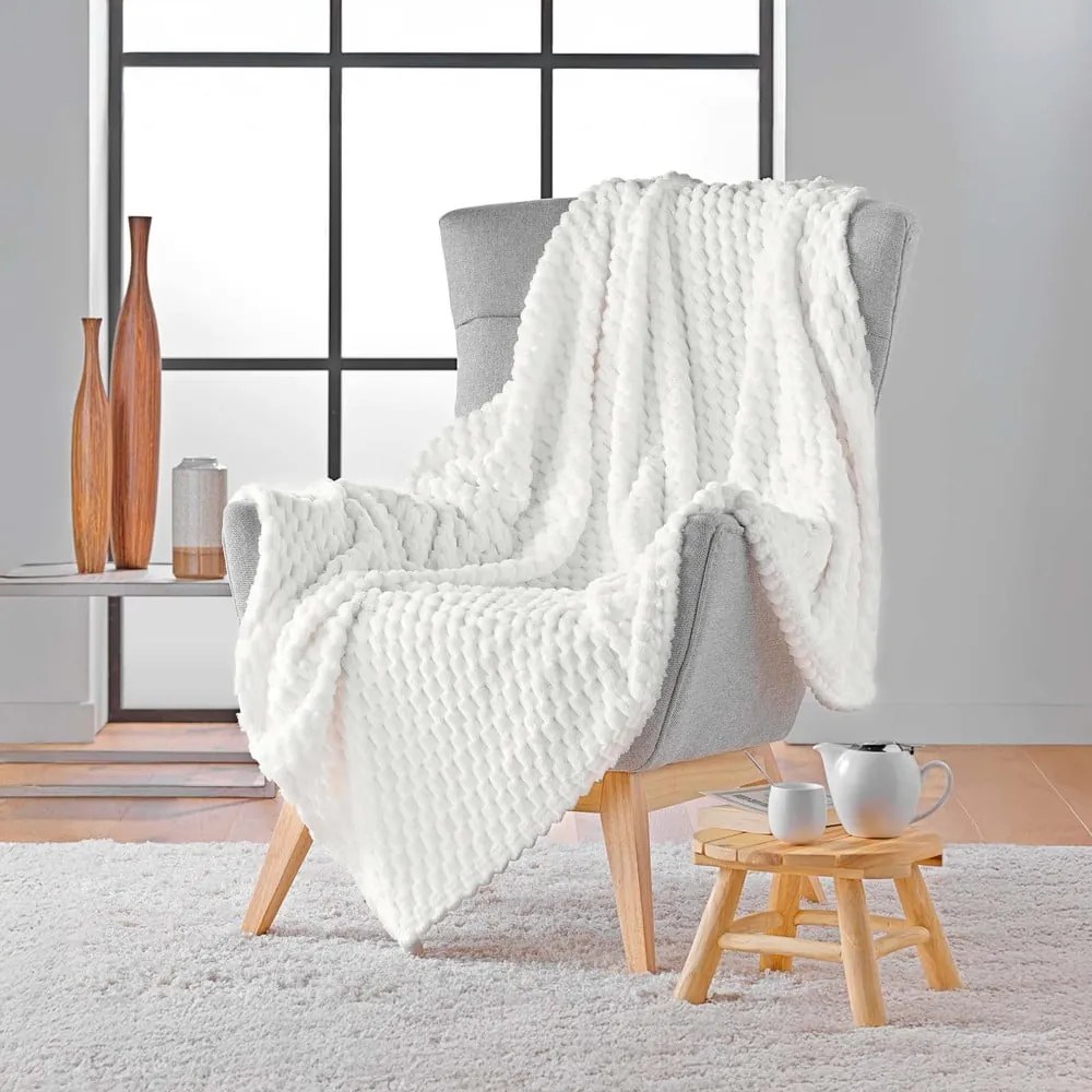 Kremowy koc z mikfroflaneli 125x150 cm Mini Frosty – douceur d'intérieur