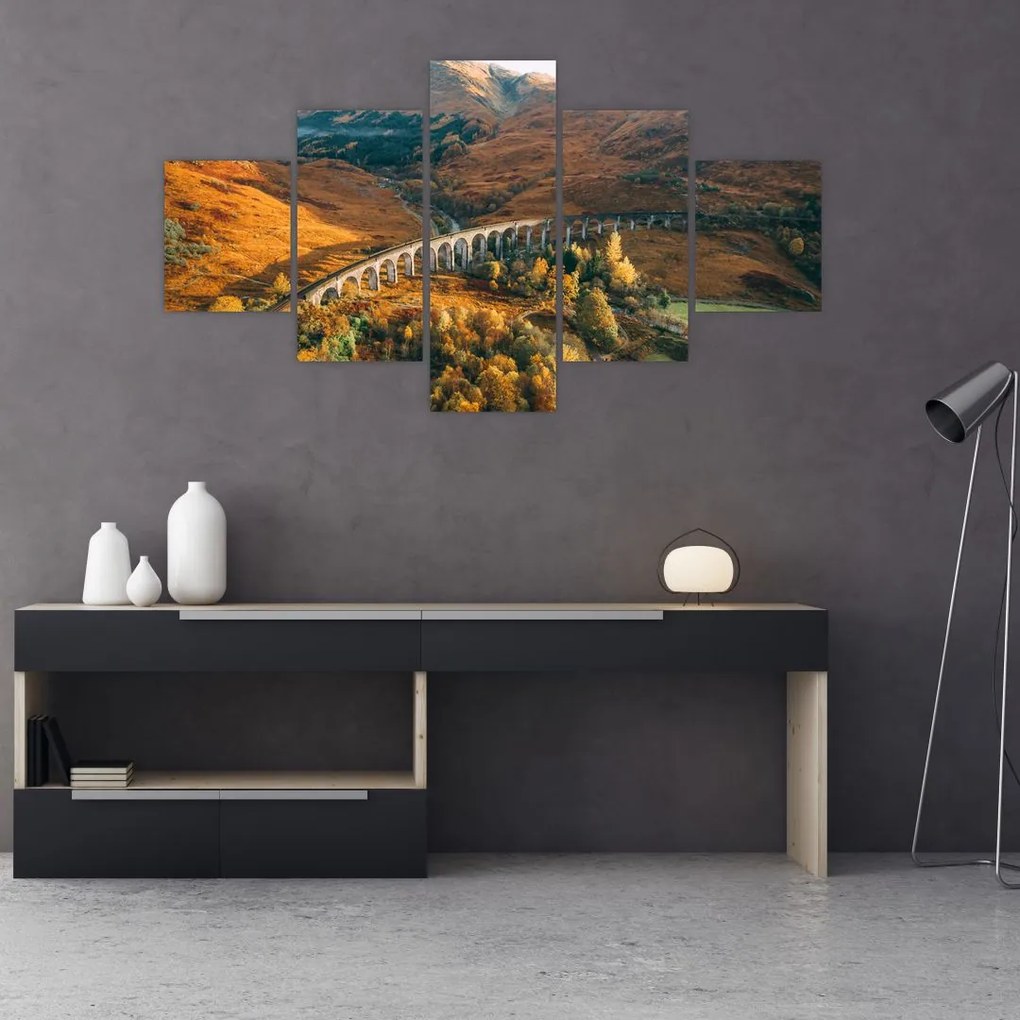 Obraz mostu w szkockiej dolinie (125x70 cm)