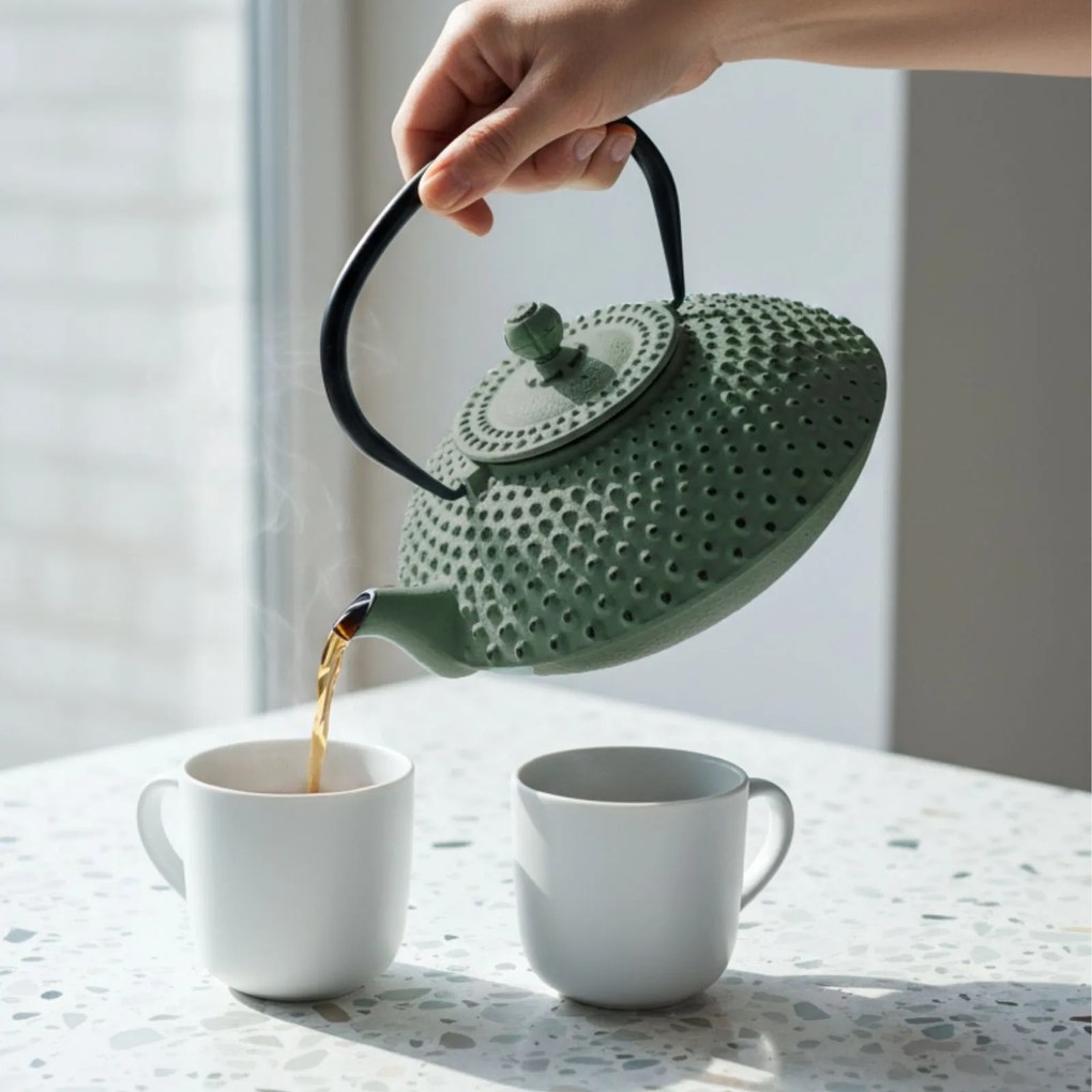 Czajnik żeliwny z zaparzaczem MIKA, 1250 ml