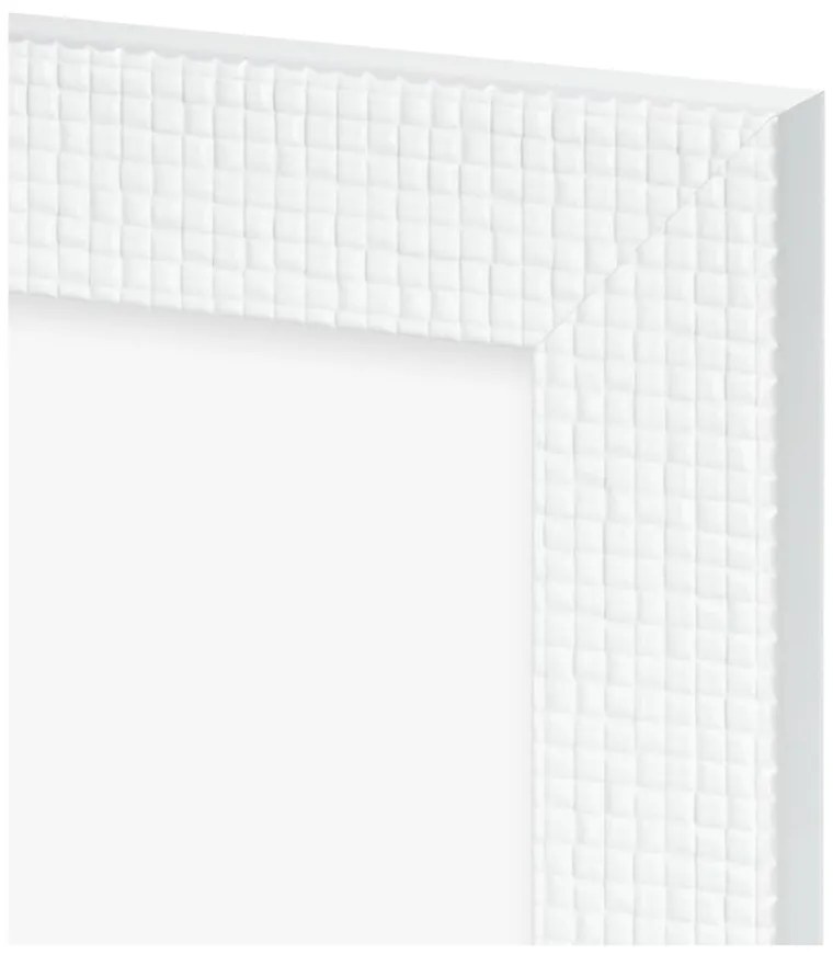 Biała plastikowa ramka 21x26 cm