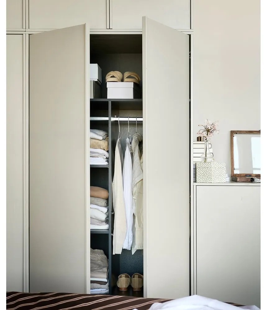 Kremowa szafa modułowa z litego drewna sosnowego 250x200 cm Daily – vtwonen