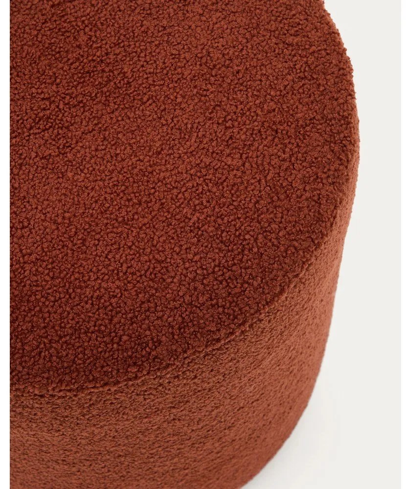Puf z materiału bouclé w kolorze terakoty Kaeli – Kave Home