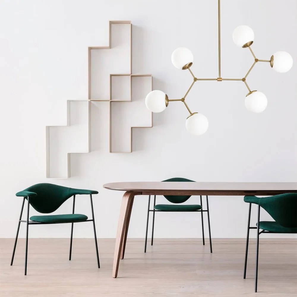 Biała lampa wisząca z 6 kloszami z elementami w kolorze złota Opviq lights Damar