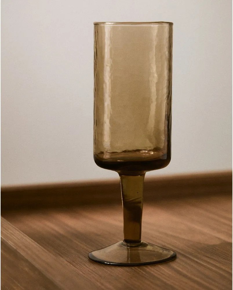 Kieliszek do wina Obila – Kave Home