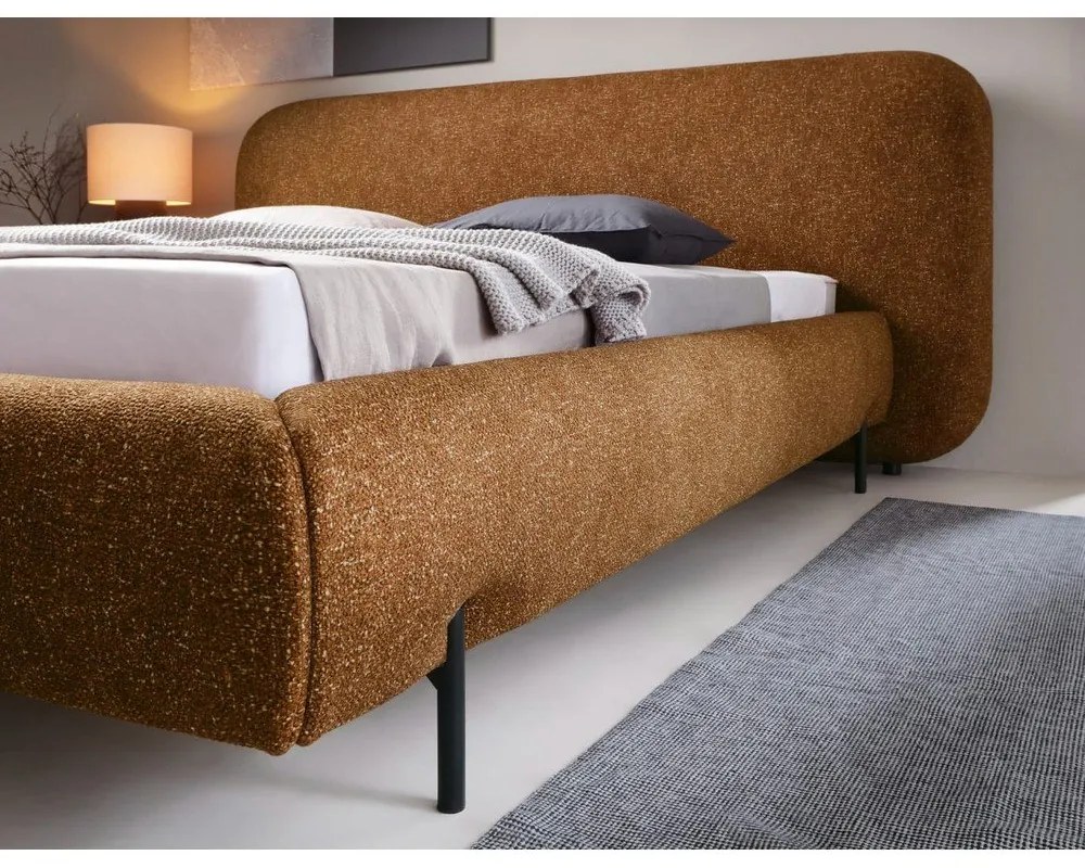 Tapicerowane łóżko dwuosobowe ze schowkiem ze stelażem 180x200 cm w kolorze ochry Pointt – ELTAP