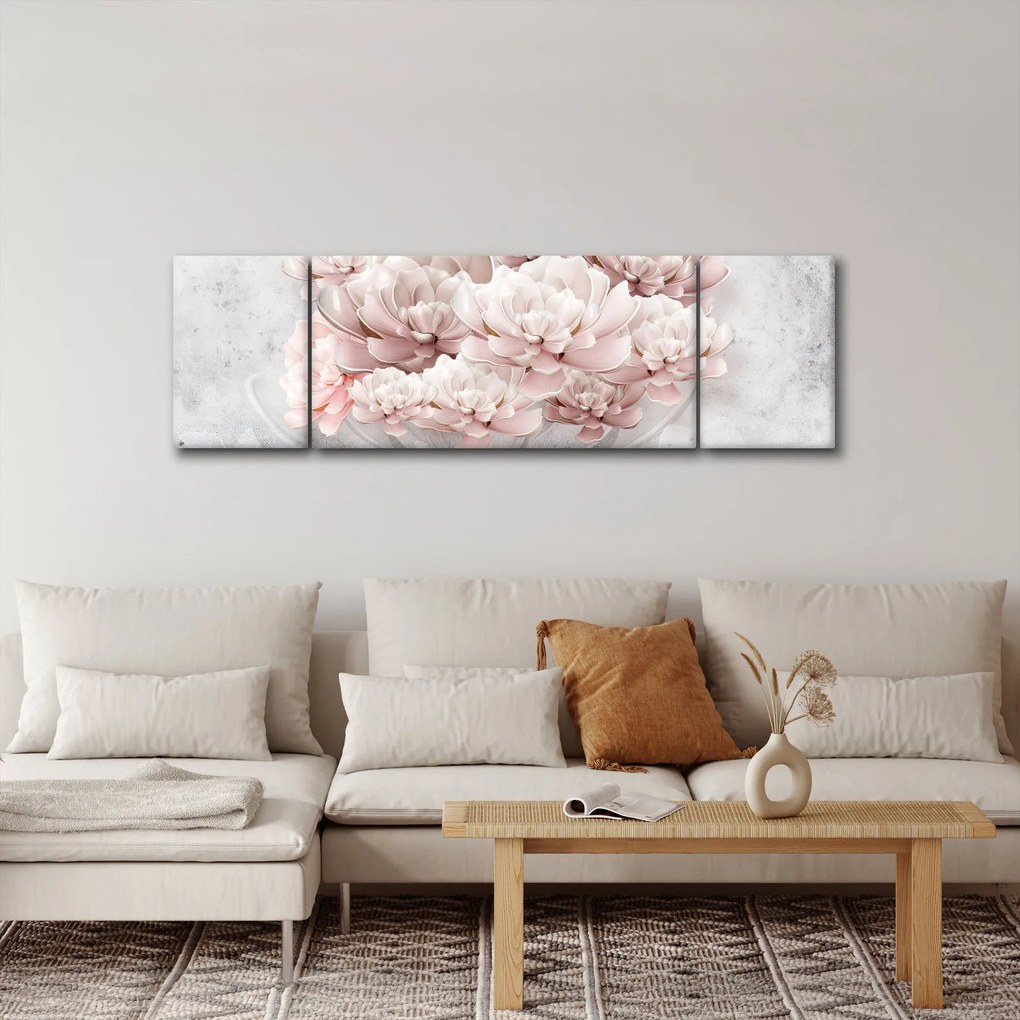 Obraz - Różowe kwiaty na ścianie (170x50 cm)
