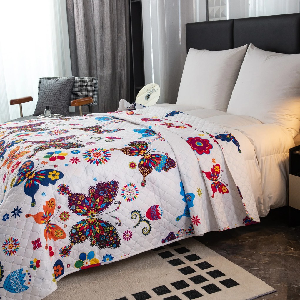 Narzuta na łóżko KOLOROWY MOTYL biały Rozmiar: 220 x 240 cm