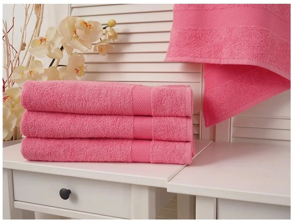 Ręcznik kąpielowy ADRIA 70x140 cm różowy, 100% bawełna