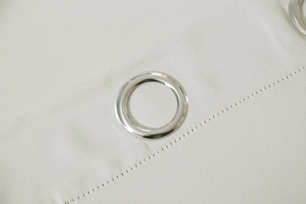 Biało-kremowa zasłona OXFORD 140x250 cm Zawieszanie: Metalowe pierścienie