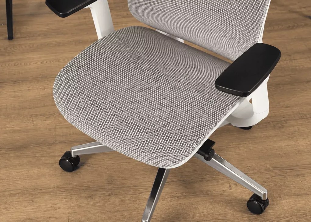 Kirtoz – ergonomiczny fotel obrotowy beżowy do biura, gry i nauki