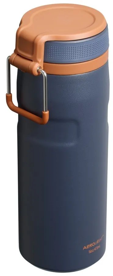 Ciemnoniebieski termos ze stali nierdzewnej 470 ml IceFlow™ Bottle Twist Flip Twilight – Stanley