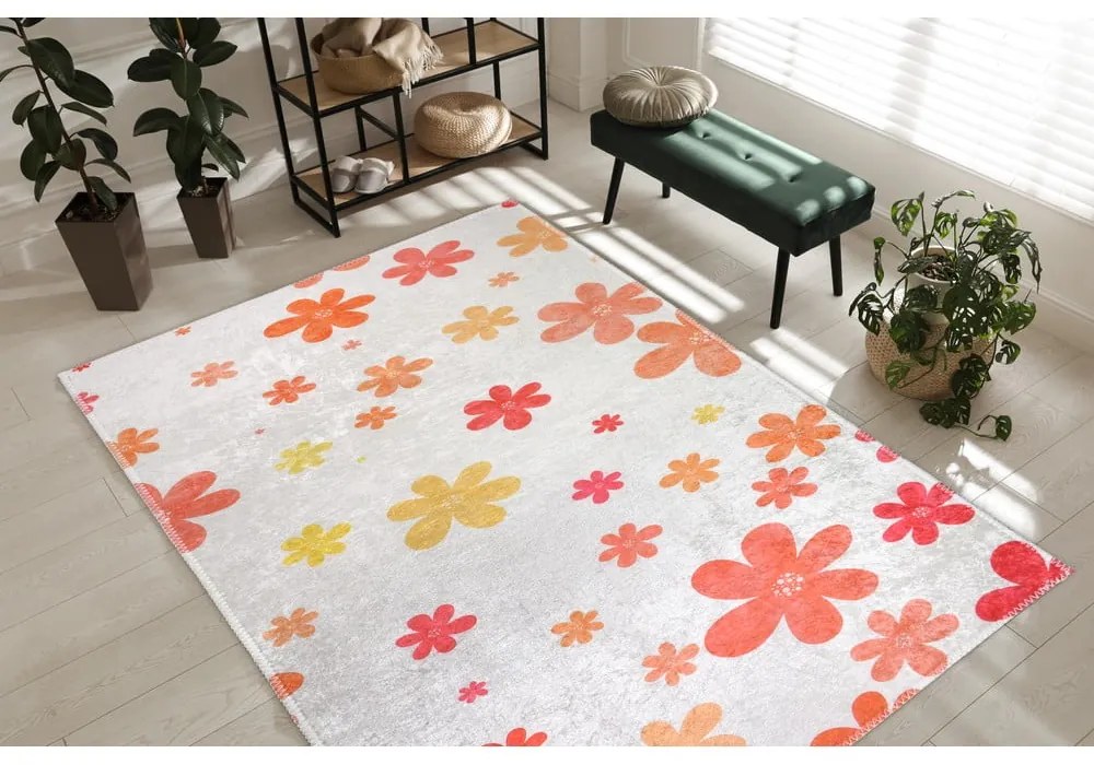 Pomarańczowo-kremowy dywan dziecięcy odpowiedni do prania 120x180 cm Fall Flowers – Vitaus