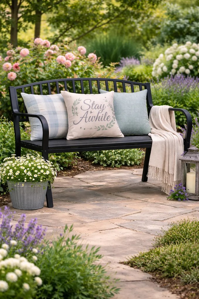 Czarna ławka ogrodowa z okuciem pionowym D1-A07