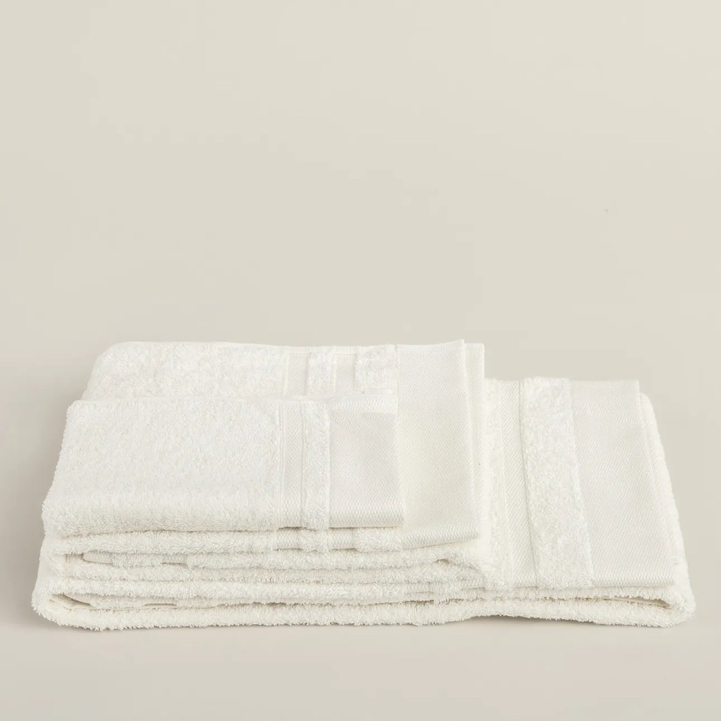 Ręcznik Essence 50x90 cm pure white