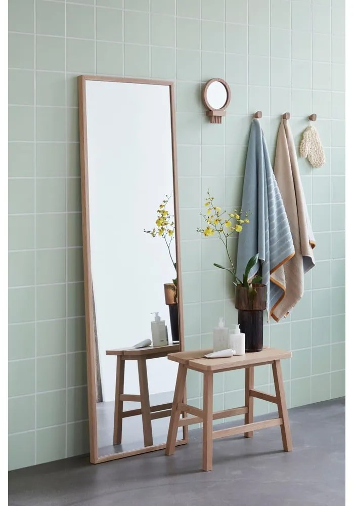 Lustro z drewnianą ramą ścienne/kosmetyczne ø 14 cm – Hübsch