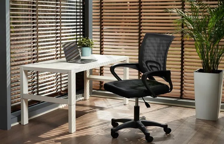 Czarne Ergonomiczne Krzesło Obrotowe Do Biurka K0-K70