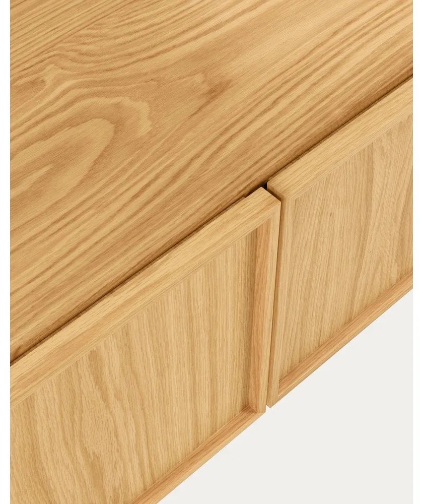 Szafka pod TV w dekorze dębu w naturalnym kolorze 112x51x42 cm Taiana – Kave Home