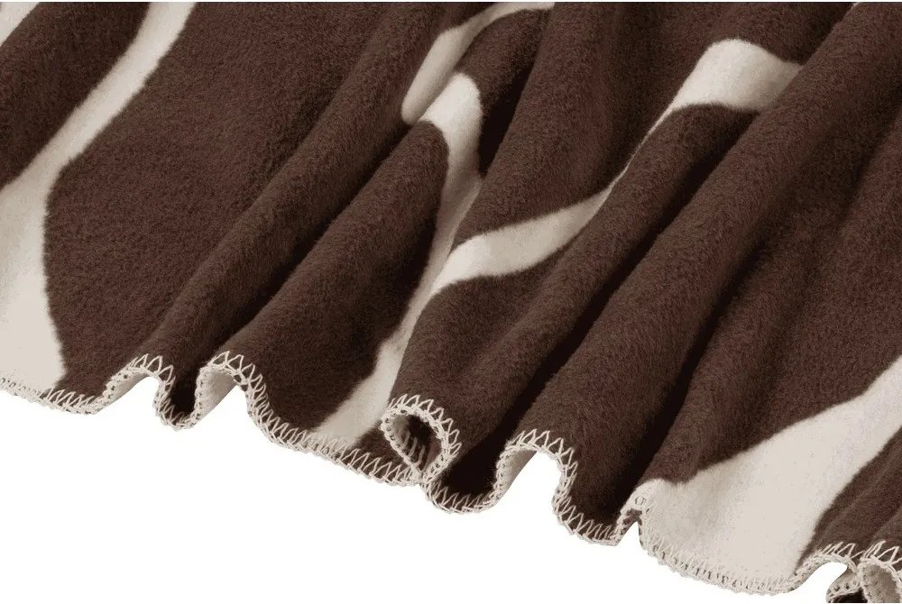 Brązowo-kremowy koc 150x200 cm Felu – noo.ma