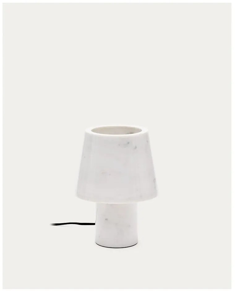 Marmurowa lampa stołowa w kolorze kości słoniowej z marmurowym kloszem (wysokość 27 cm) Alaro – Kave Home
