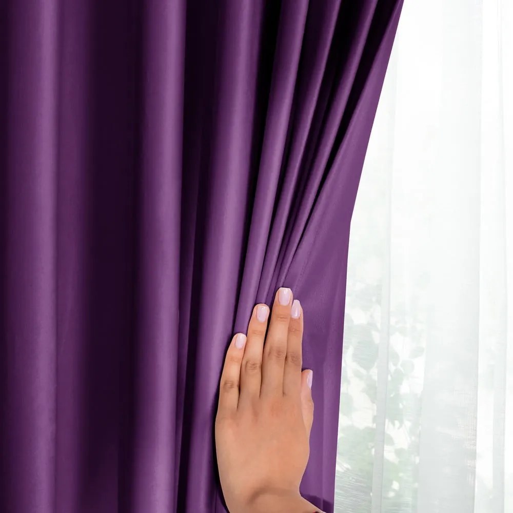 Fioletowa aksamitna zasłona częściowo zaciemniająca (dimout) 140x270 cm Eyelets – Restilo