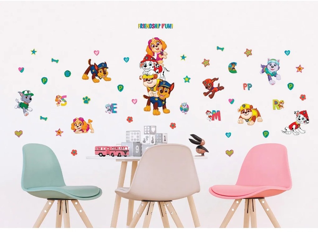Samoprzylepna dekoracja Paw Patrol Friendship Fun,65 x 85 cm