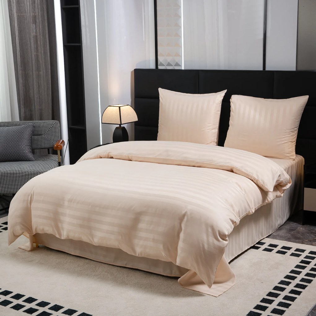 PrzytulneMieszkanie.pl PrzytulneMieszkanie.pl Hotelowa pościel z mikrowłókna JASMINE szampański - pasek 2 cm Rozmiar pościeli: 70 x 90 cm | 140 x 220 cm