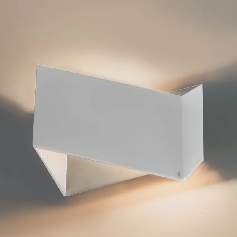 Designerska lampa ścienna biała - Fold