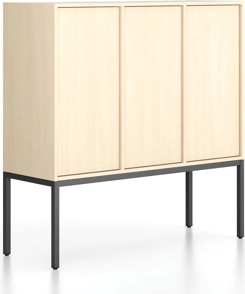 Szafa biurowa FRAME, niska, czarna podstawa, 3x drzwi, 1299 x 450 x 1331 mm, PUSH-lock, brzoza