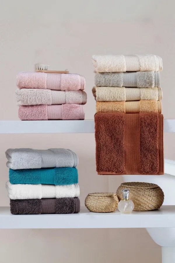 Luksusowy ręcznik kąpielowy DELUXE 75x150cm Cynamonowa