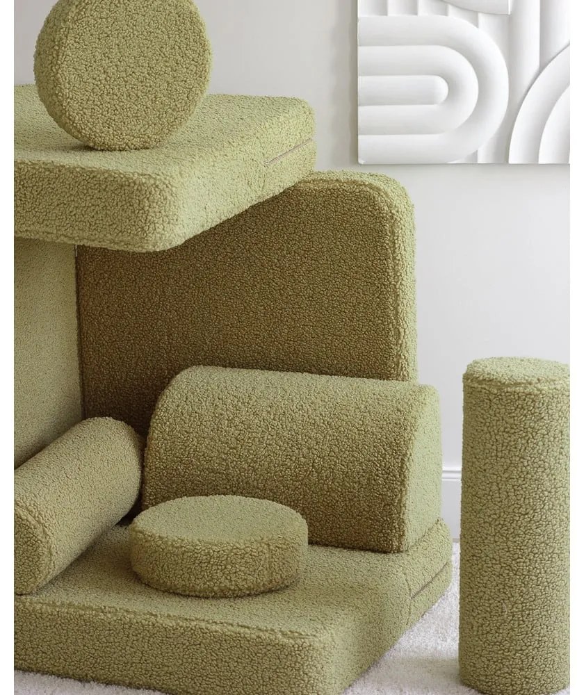 Zielona sofa dla dzieci z materiału bouclé 132 cm Settee – Wigiwama