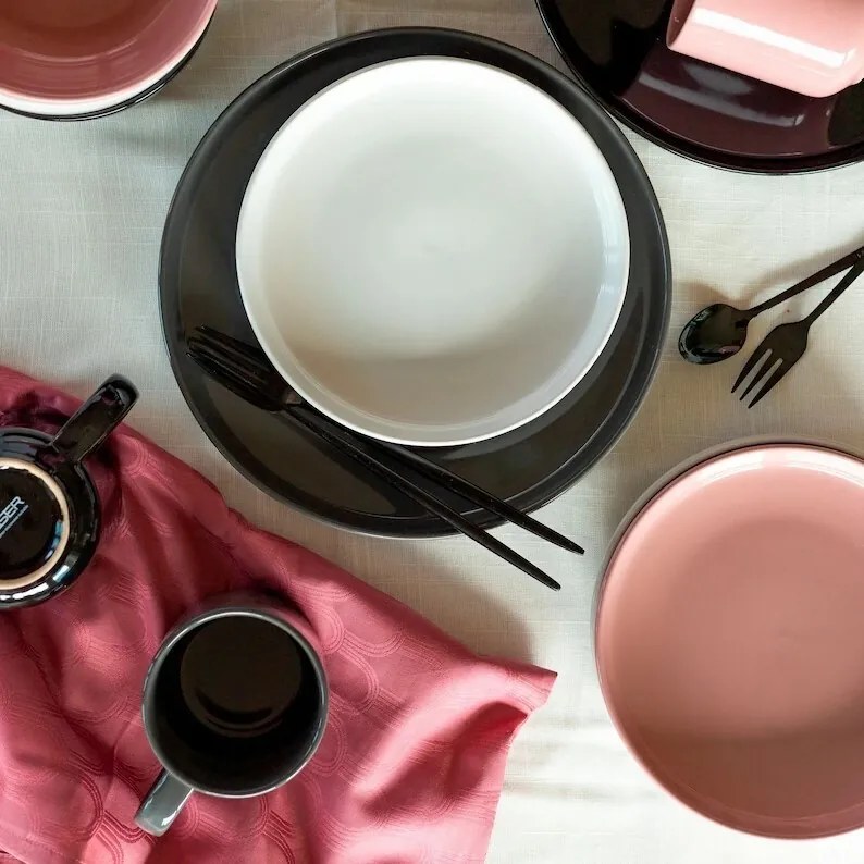 Mäser 16-częściowy zestaw jadalny ALENIA, szary