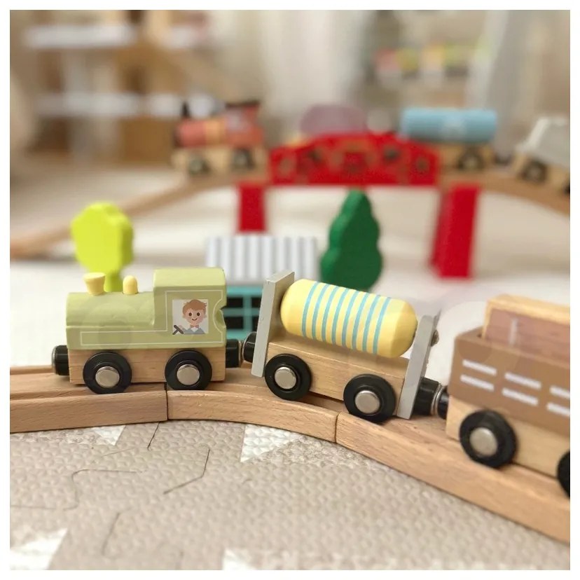 Tooky toy drewniane pojazdy wagoniki na magnes