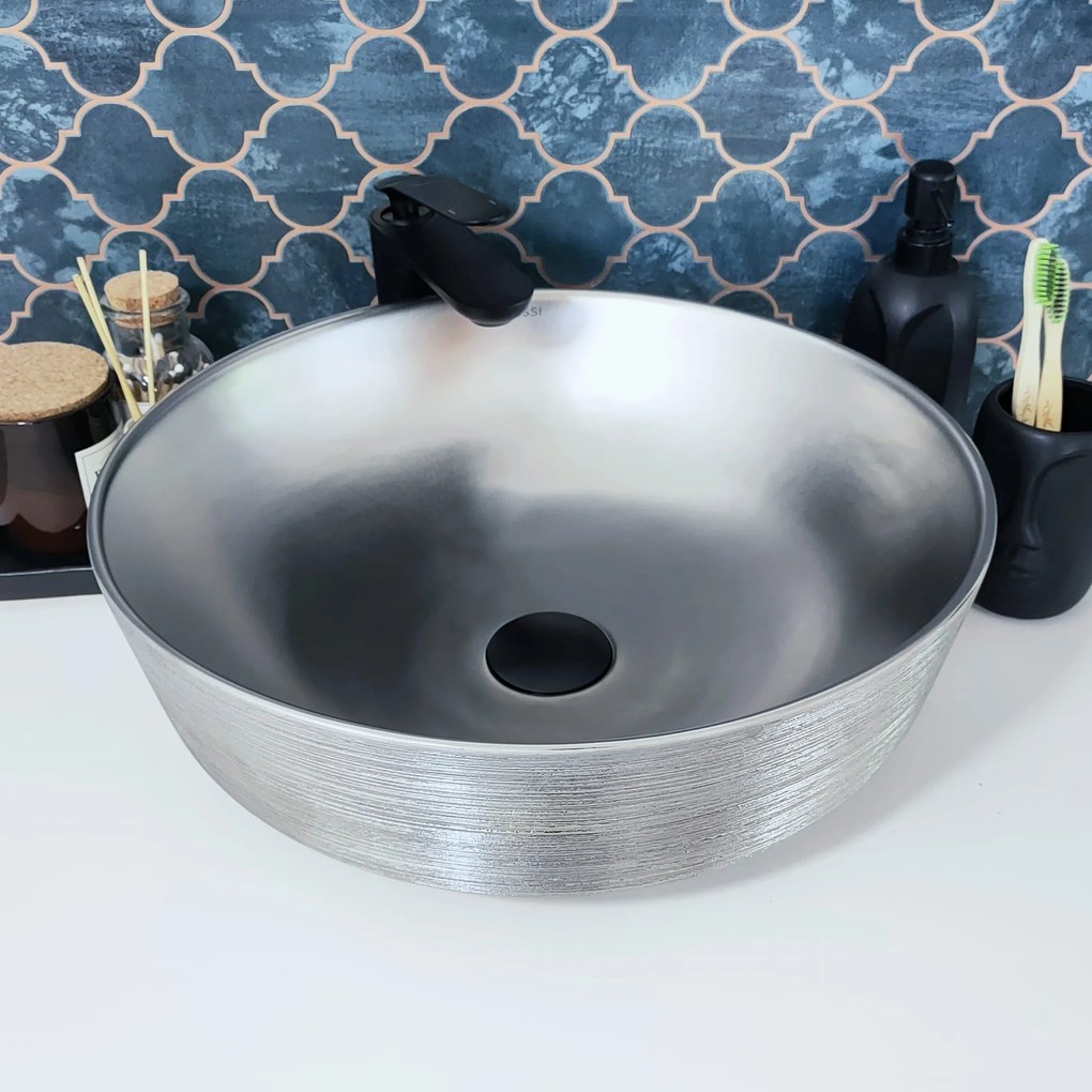 Umywalka ceramiczna nablatowa okrągła srebrna matowa ryflowana 42 cm MAVA SILVER cienki rant