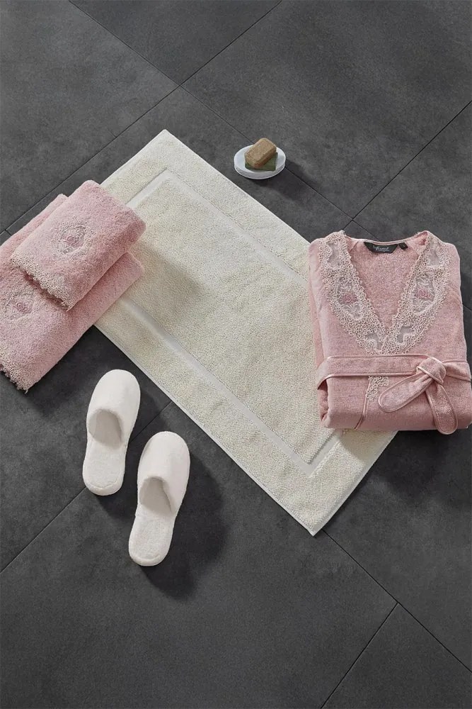 Elegancki szlafrok DESTAN z koronką XL Fioletowy / Lila