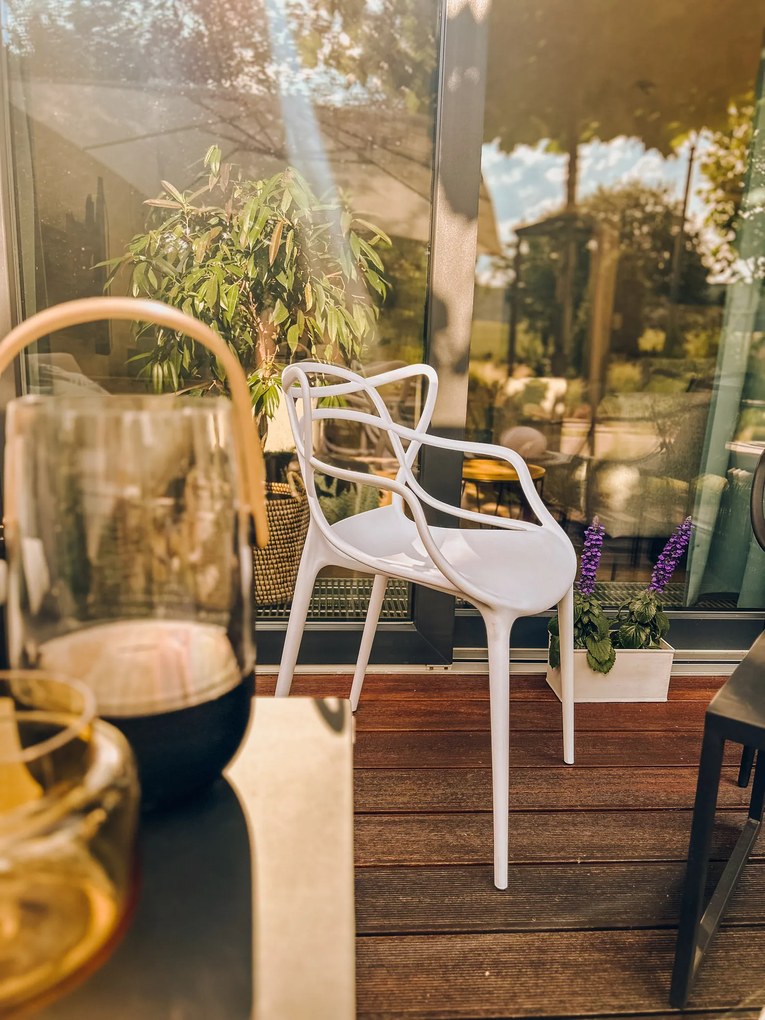Plastikowe krzesło terakotowe KATO