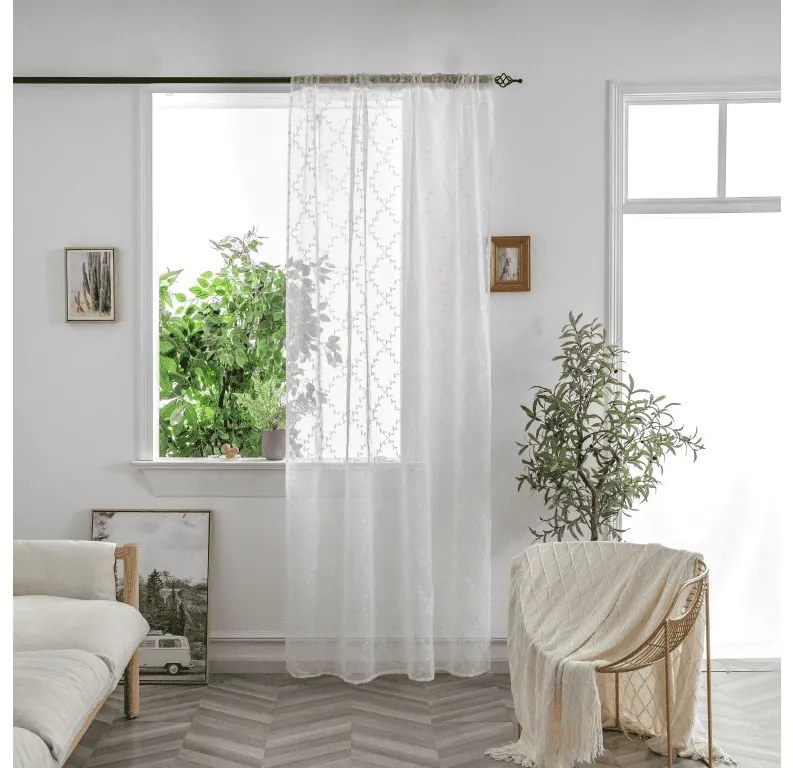 Biała zasłona VINTORA ze wzorem liści 140x250 cm Zawieszanie: Taśma z wiązaniami