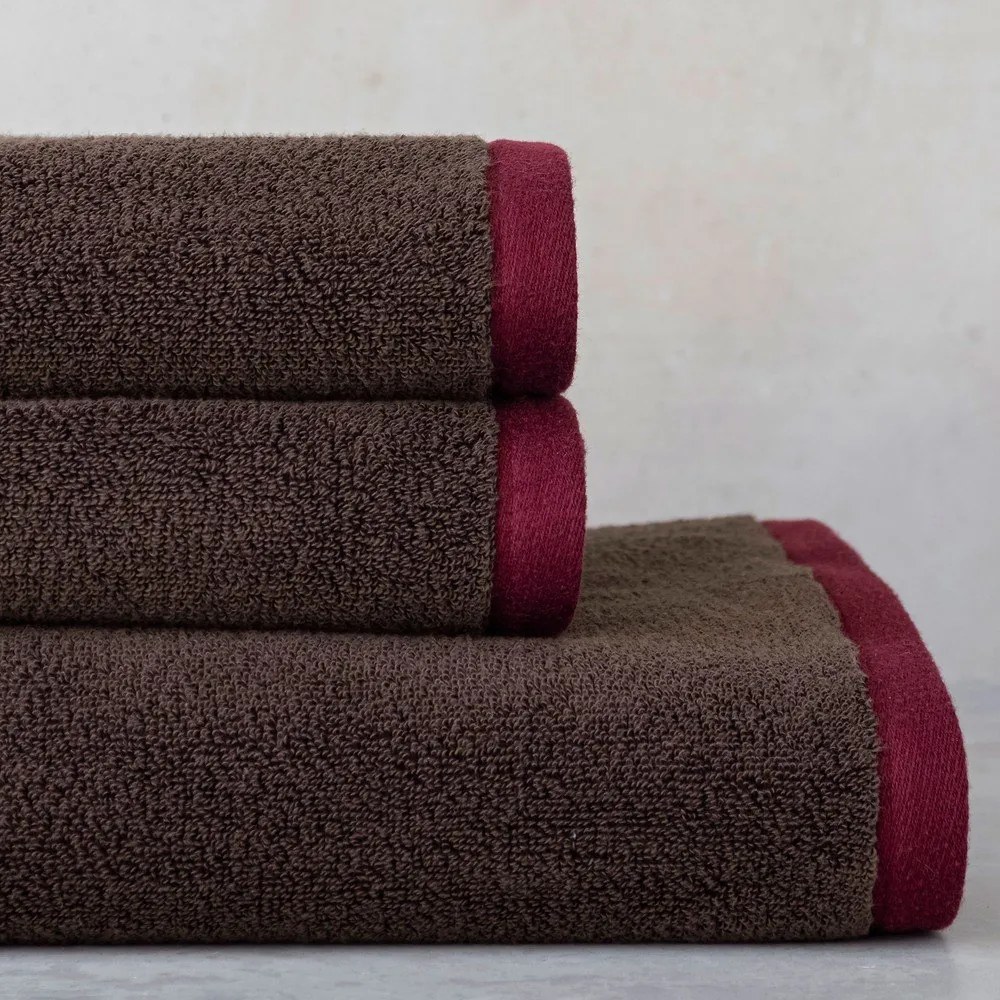 Brązowy ręcznik kąpielowy z bawełny organicznej frotte 70x133 cm Soft – Mette Ditmer Denmark