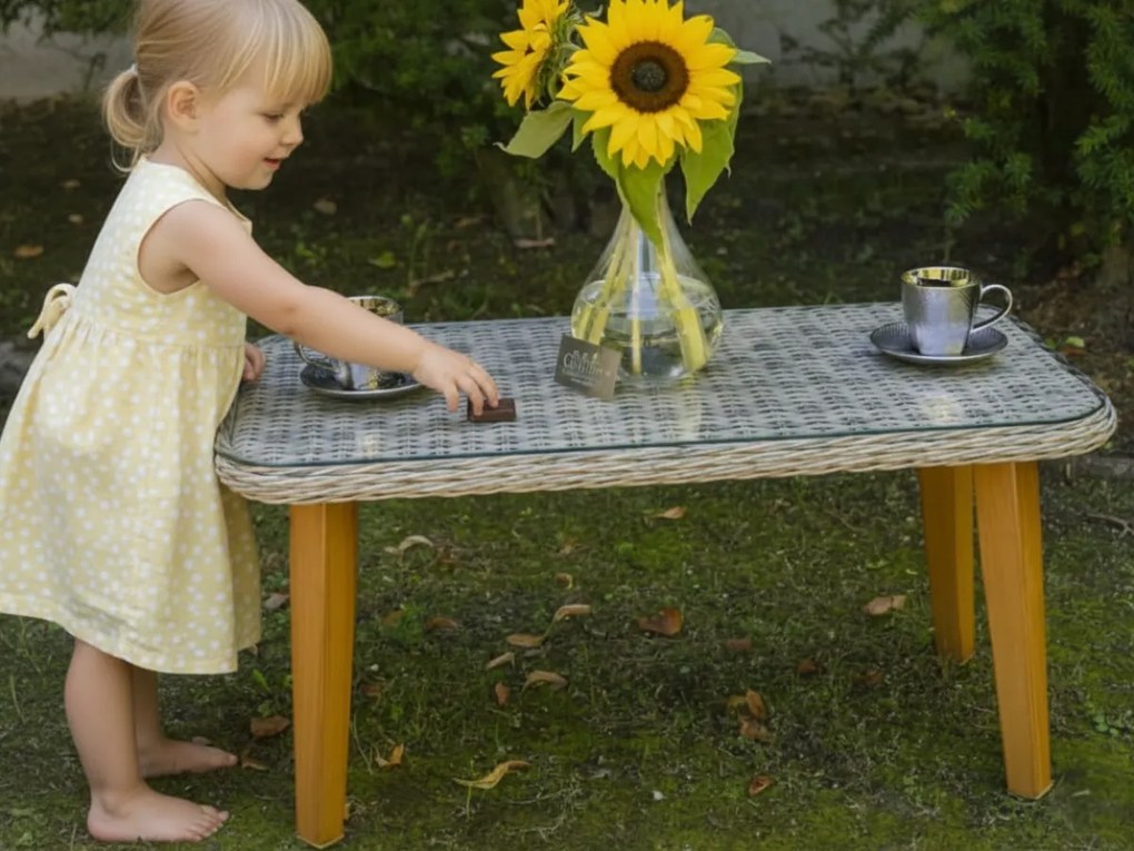 Mały stolik ogrodowy z technorattnu LARGO szklany blat