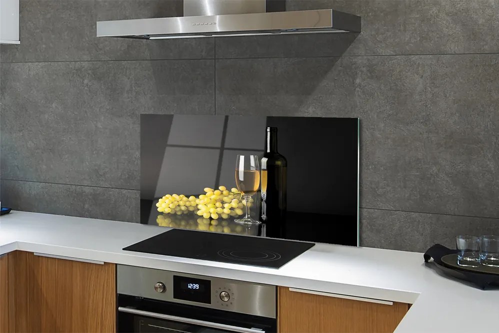 Panel szklany do Kuchni Wino w Otoczeniu Owoców