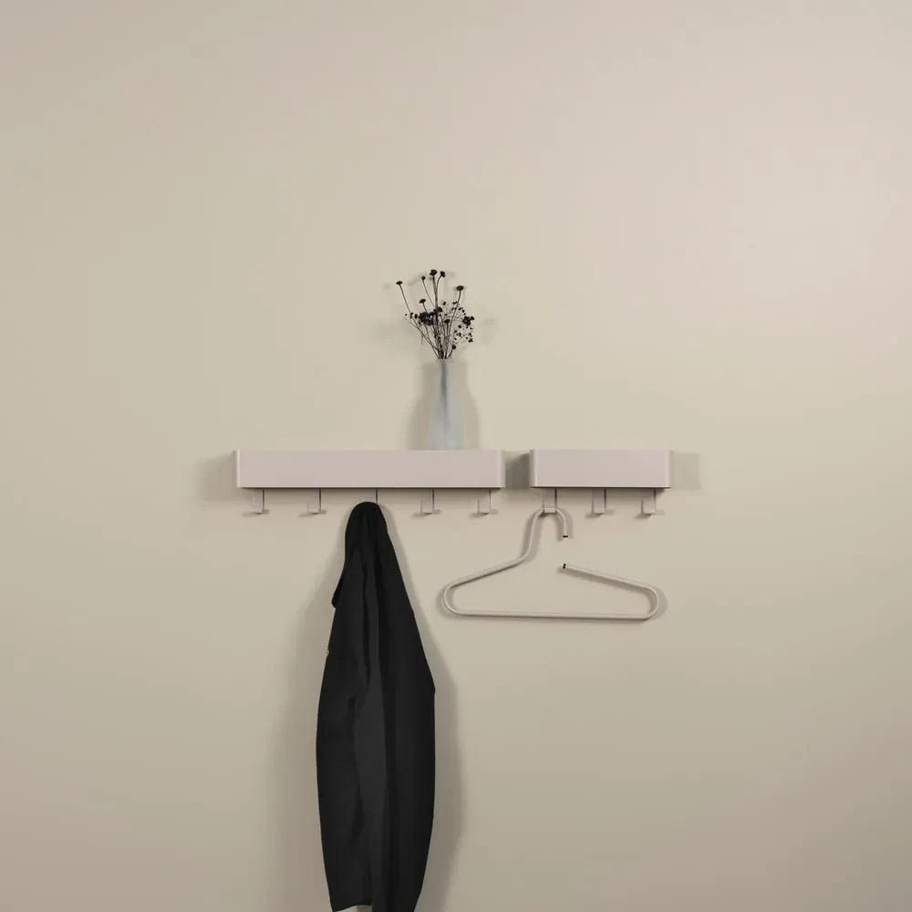 Szarobeżowy metalowy wieszak ścienny z półką Dax Play – Spinder Design