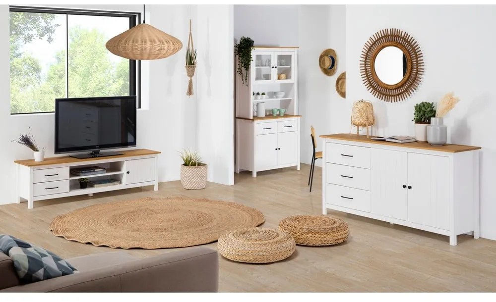 Biała szafka pod TV z litego drewna sosnowego 158x47 cm Miranda – Marckeric