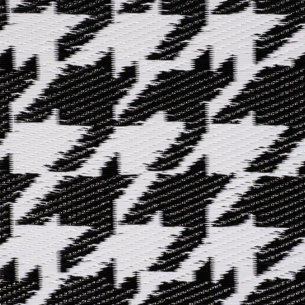 Czarno-biały dywan zewnętrzny Green Decore Houndstooth, 150x240 cm