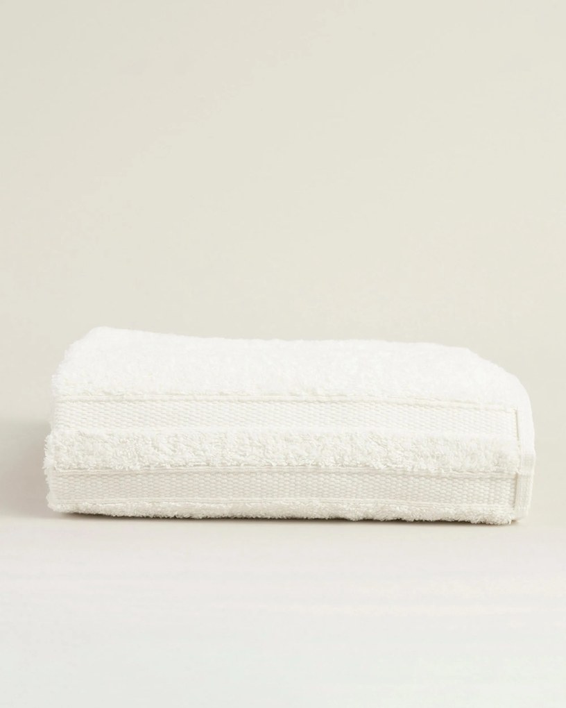 Ręcznik Essence 70x140 cm pure white