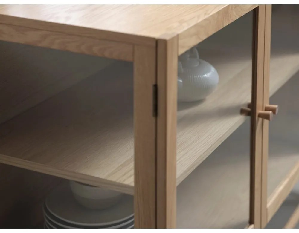Witryna z litego drewna dębowego 88x140 cm Elba – Unique Furniture