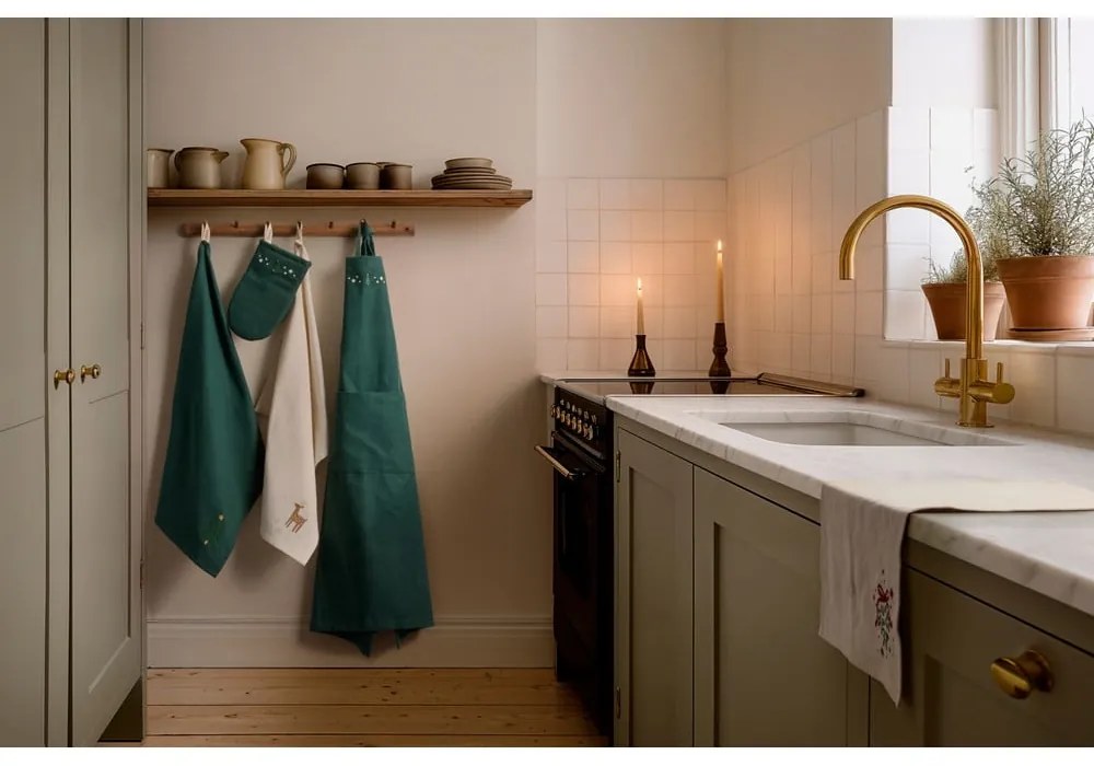 Ścierka ze świątecznym motywem z mieszanki bawełny 50x70 cm Christmas Fable – JUNA