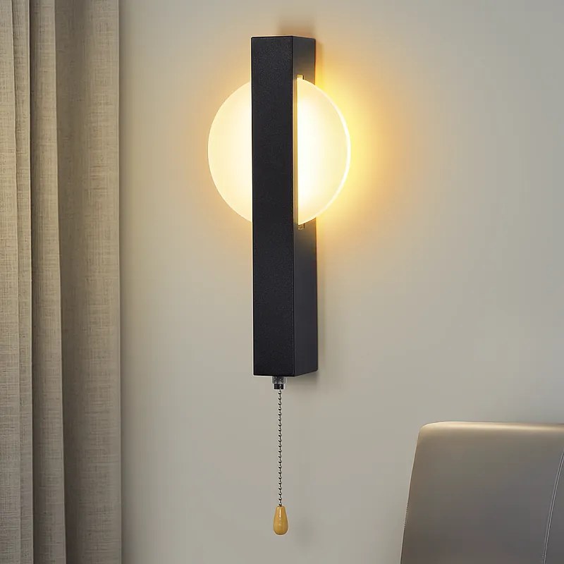 Kinkiet LED Nettlife z włącznikiem – czarna lampa do korytarza wewnętrznego z włącznikiem łańcuszkowym, ciepła biel 3000 K, 6 W