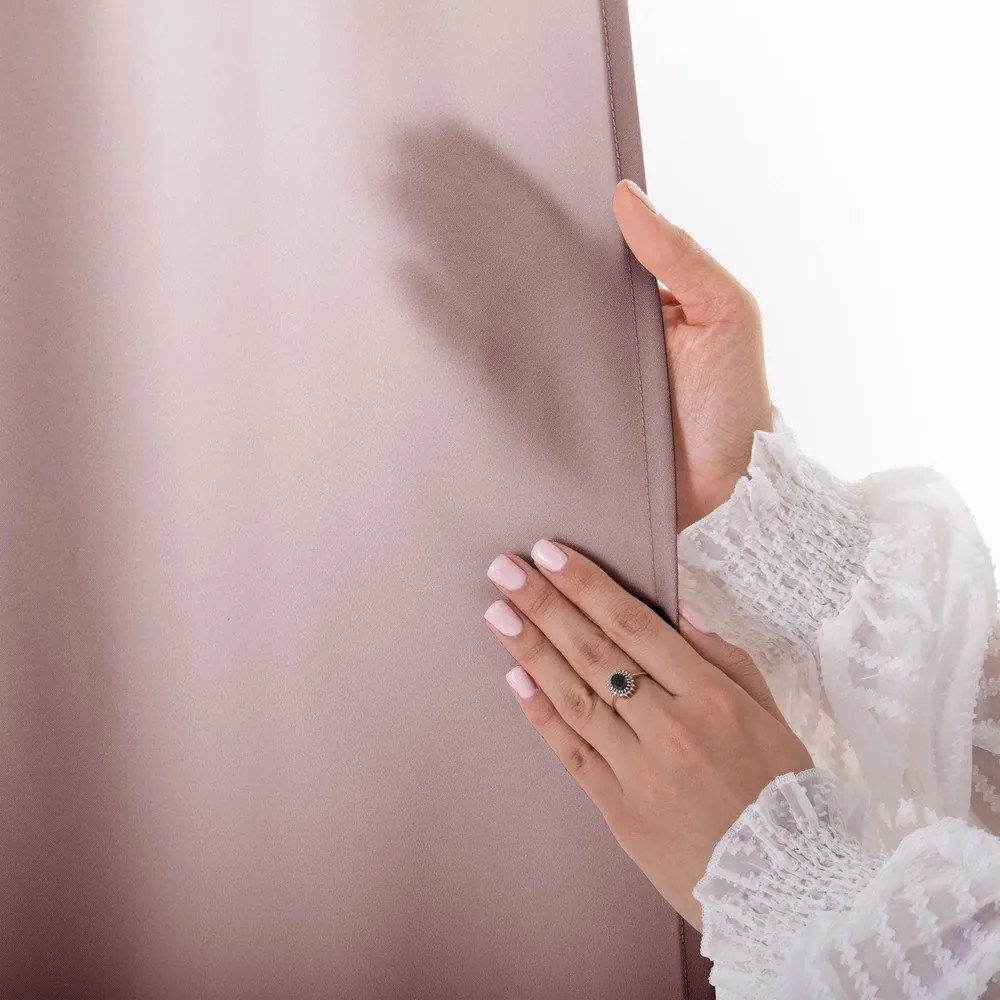 Szaroróżowa zasłona częściowo zaciemniająca (dimout) 140x250 cm Carli Tie – Restilo